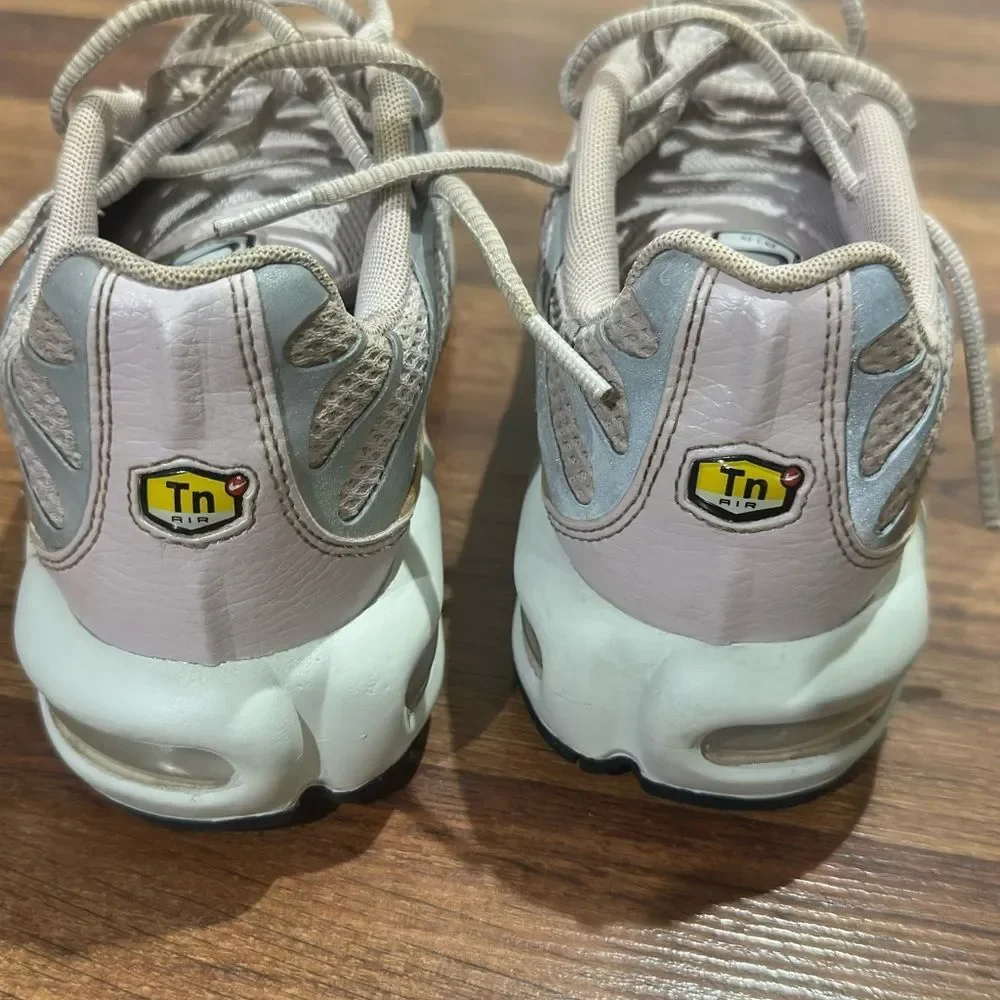 Nike Air max plus Women's Lilac Reflective Patterned Sneakers